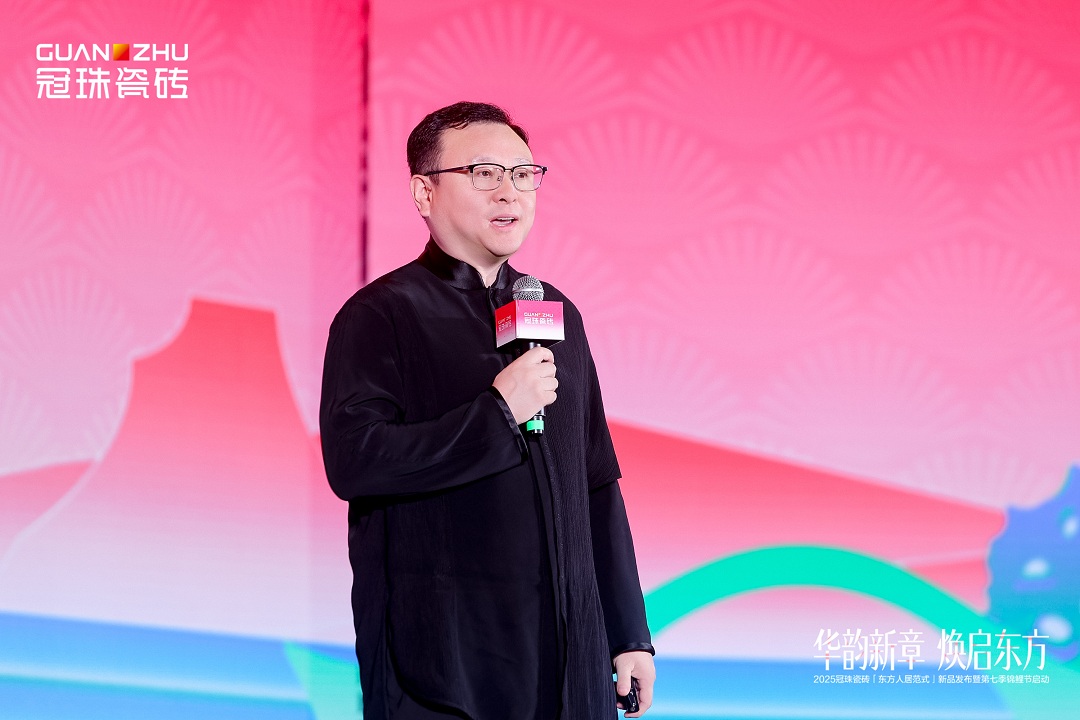 6“生活美學(xué)”首倡者、中國(guó)社會(huì)科學(xué)院哲學(xué)所美學(xué)室研究員博士生導(dǎo)師 劉悅笛老師新.jpg